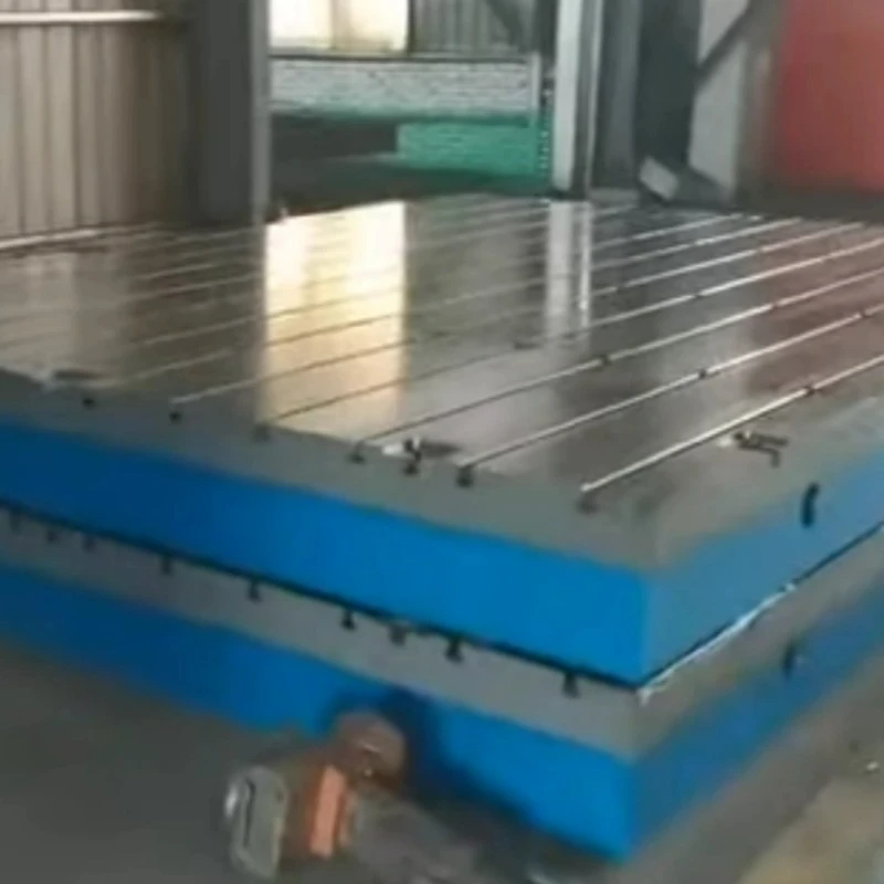 Končni prikaz platforme za lito železo T platformo