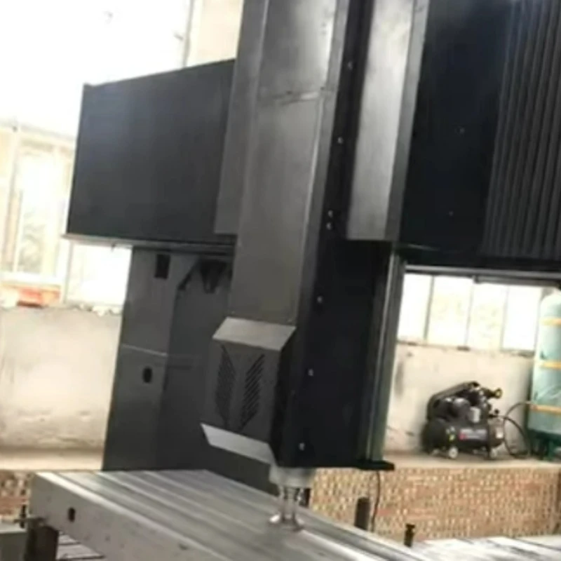 Platforma T Slot je pod CNC računalniško numerično krmilno obdelavo